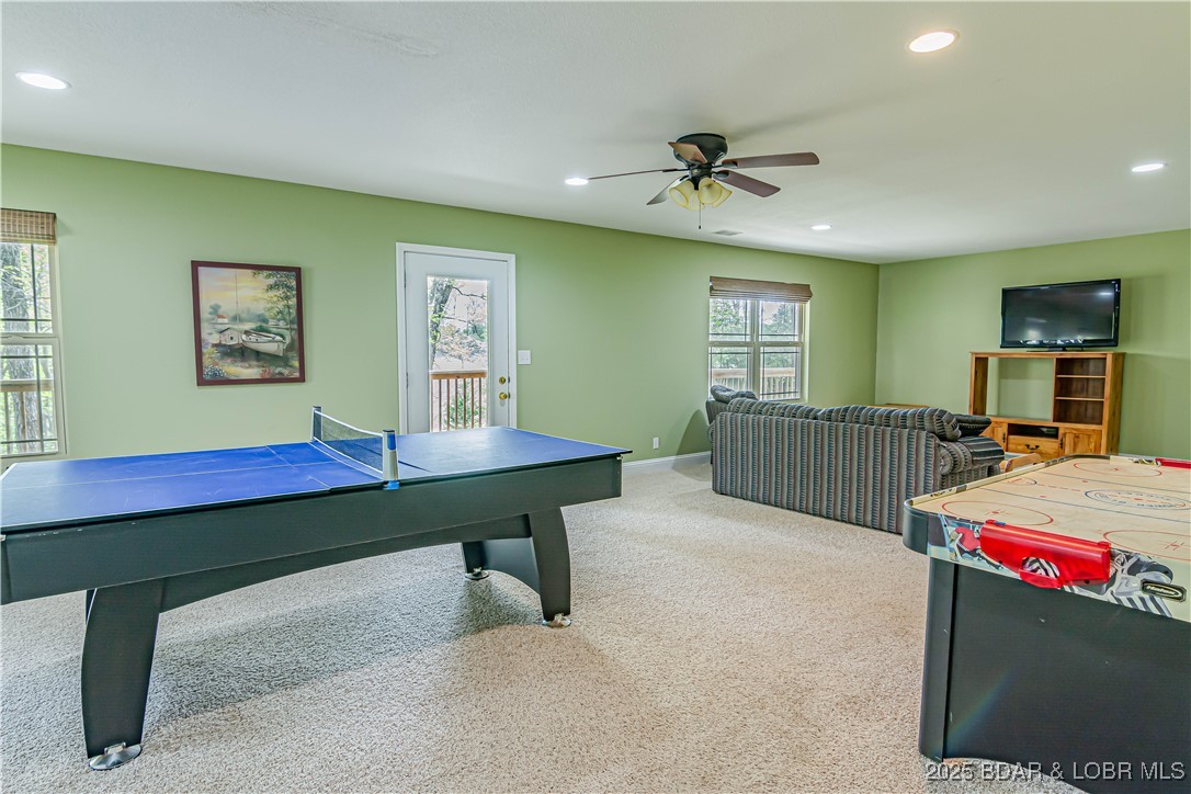 Osage Beach, Missouri 65065, United States, 5 Bedrooms Bedrooms, ,3 BathroomsBathrooms,Residential,Active,118002