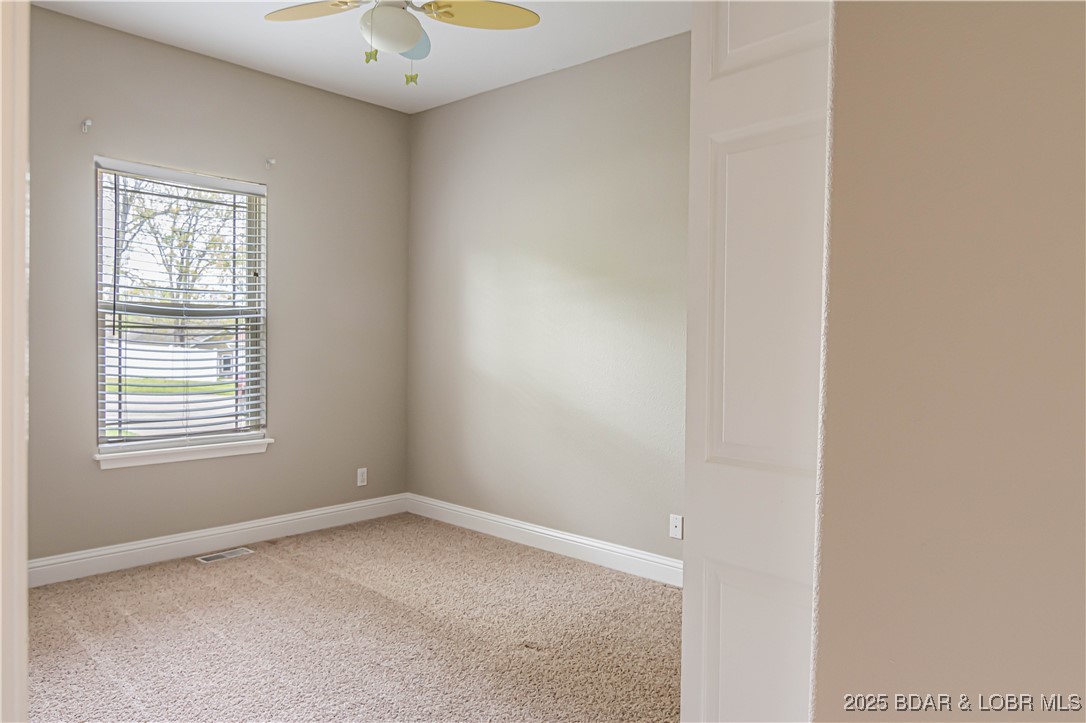 Osage Beach, Missouri 65065, United States, 5 Bedrooms Bedrooms, ,3 BathroomsBathrooms,Residential,Active,118002