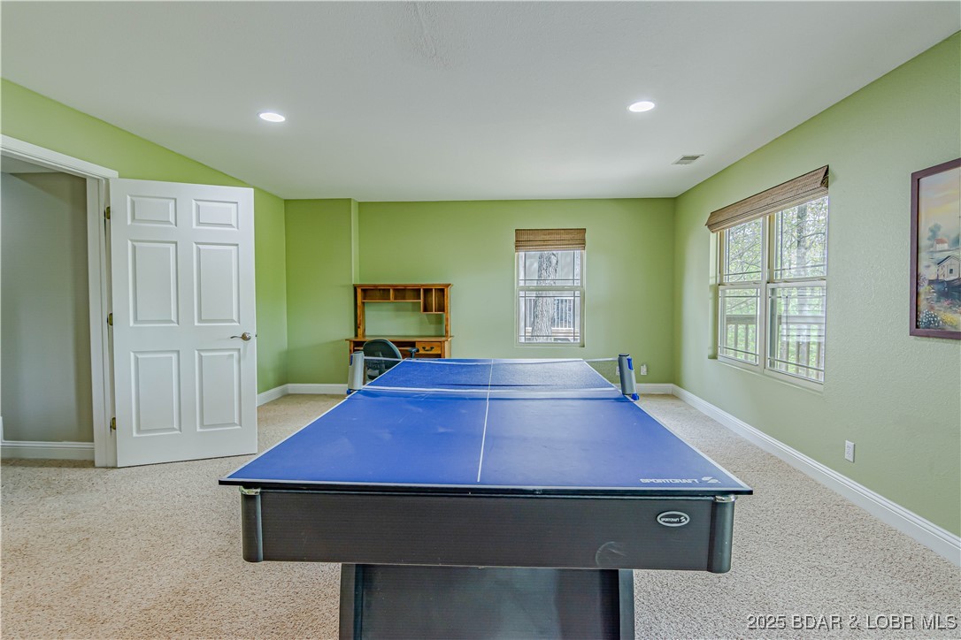 Osage Beach, Missouri 65065, United States, 5 Bedrooms Bedrooms, ,3 BathroomsBathrooms,Residential,Active,118002