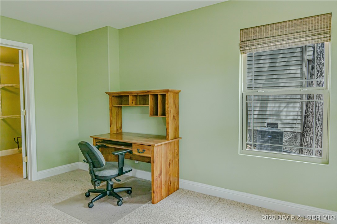 Osage Beach, Missouri 65065, United States, 5 Bedrooms Bedrooms, ,3 BathroomsBathrooms,Residential,Active,118002