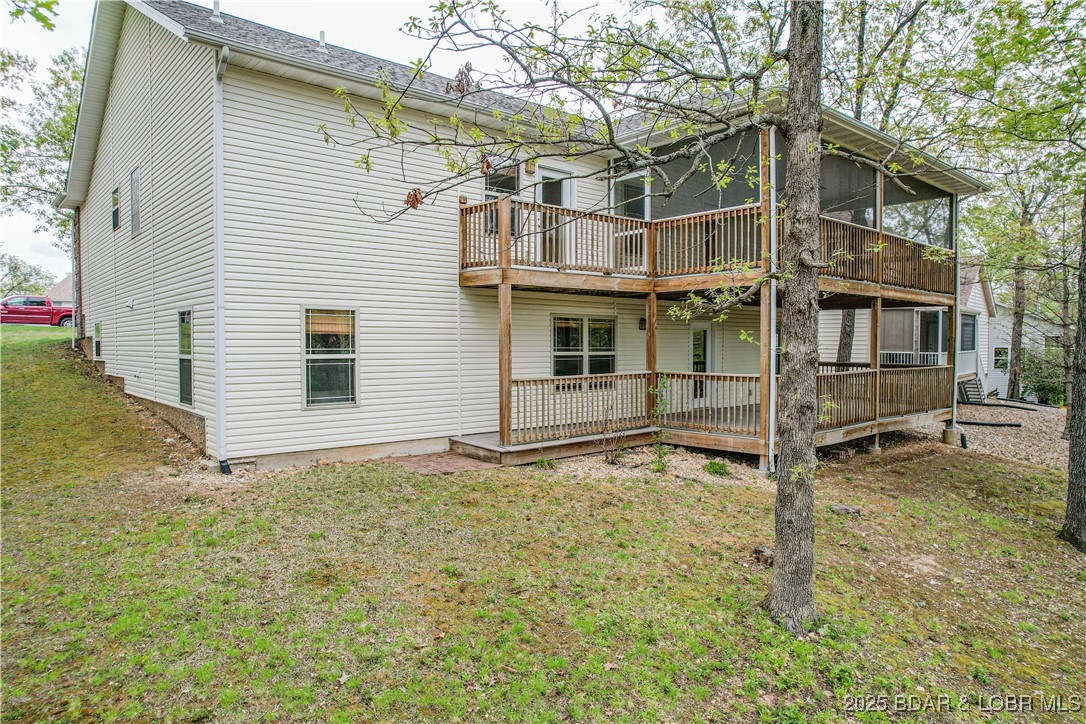 Osage Beach, Missouri 65065, United States, 5 Bedrooms Bedrooms, ,3 BathroomsBathrooms,Residential,Active,118002