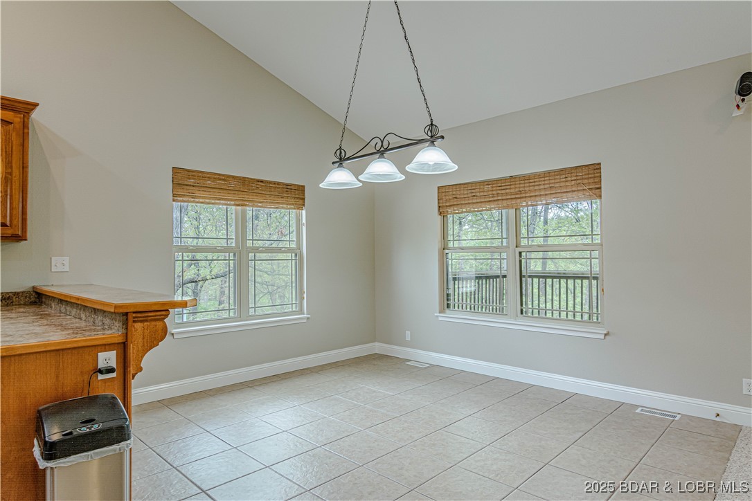 Osage Beach, Missouri 65065, United States, 5 Bedrooms Bedrooms, ,3 BathroomsBathrooms,Residential,Active,118002