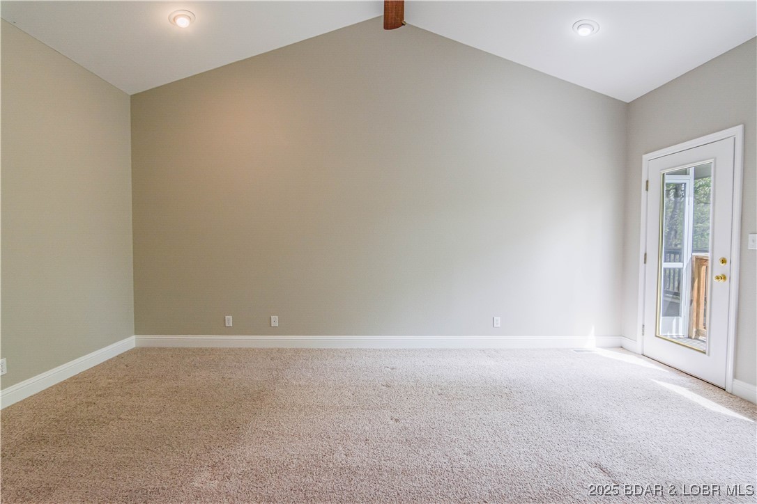 Osage Beach, Missouri 65065, United States, 5 Bedrooms Bedrooms, ,3 BathroomsBathrooms,Residential,Active,118002