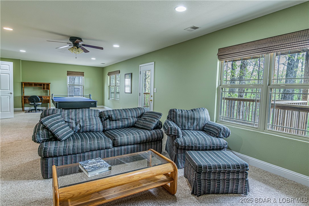 Osage Beach, Missouri 65065, United States, 5 Bedrooms Bedrooms, ,3 BathroomsBathrooms,Residential,Active,118002