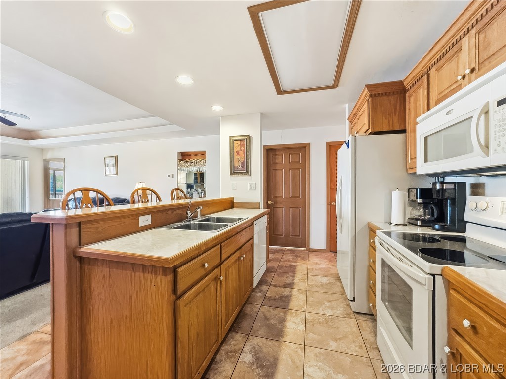 Aqua Fin Resort Condominium - Residential