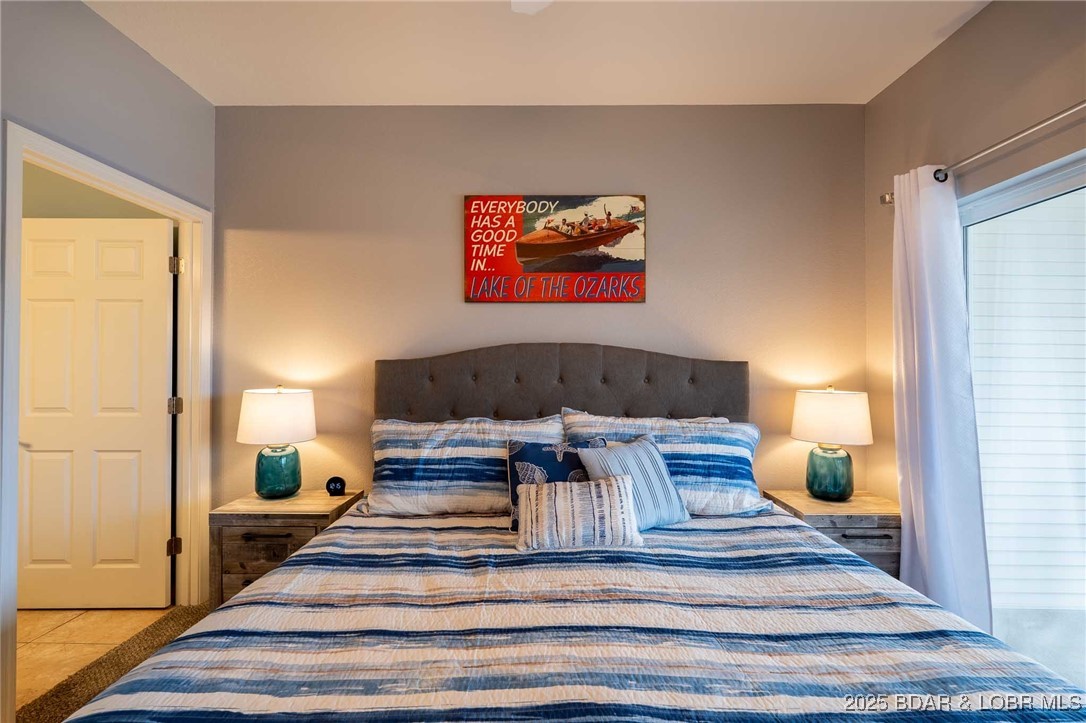 Robins at the Waters Edge Condominium - Residential