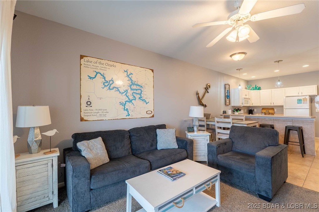 Robins at the Waters Edge Condominium - Residential