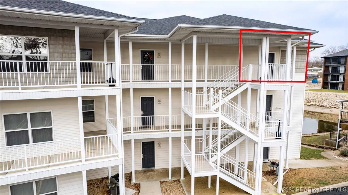 Robins at the Waters Edge Condominium - Residential