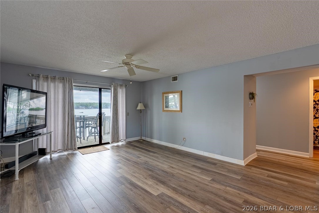 Pelican Bay Condominium - Residential
