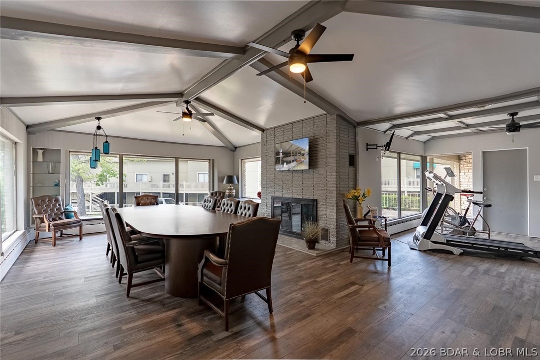 Pelican Bay Condominium - Residential