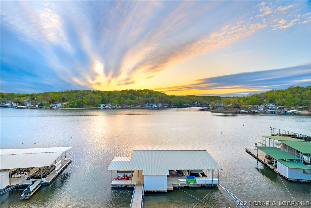 Rocky Mount, Missouri 65072, United States, 6 Bedrooms Bedrooms, ,6 BathroomsBathrooms,Residential,Pending,59836