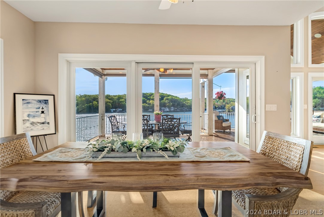 Rocky Mount, Missouri 65072, United States, 6 Bedrooms Bedrooms, ,6 BathroomsBathrooms,Residential,Pending,59836