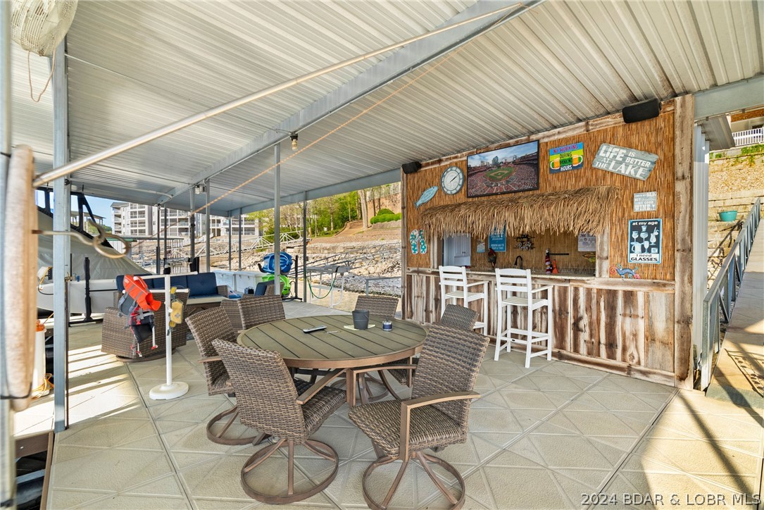 Rocky Mount, Missouri 65072, United States, 6 Bedrooms Bedrooms, ,6 BathroomsBathrooms,Residential,Pending,59836