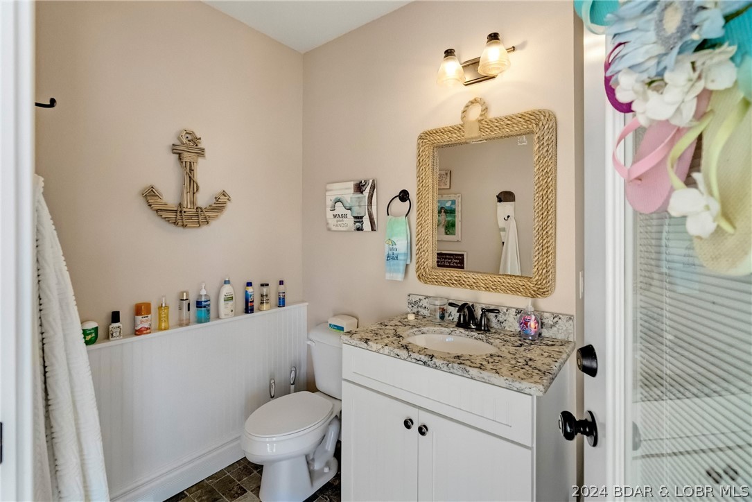 Rocky Mount, Missouri 65072, United States, 6 Bedrooms Bedrooms, ,6 BathroomsBathrooms,Residential,Pending,59836