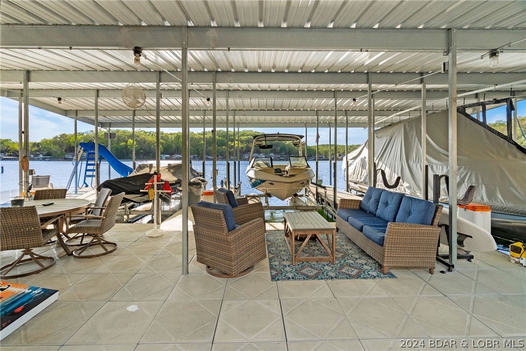 Rocky Mount, Missouri 65072, United States, 6 Bedrooms Bedrooms, ,6 BathroomsBathrooms,Residential,Pending,59836