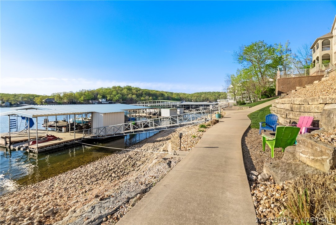 Rocky Mount, Missouri 65072, United States, 6 Bedrooms Bedrooms, ,6 BathroomsBathrooms,Residential,Pending,59836