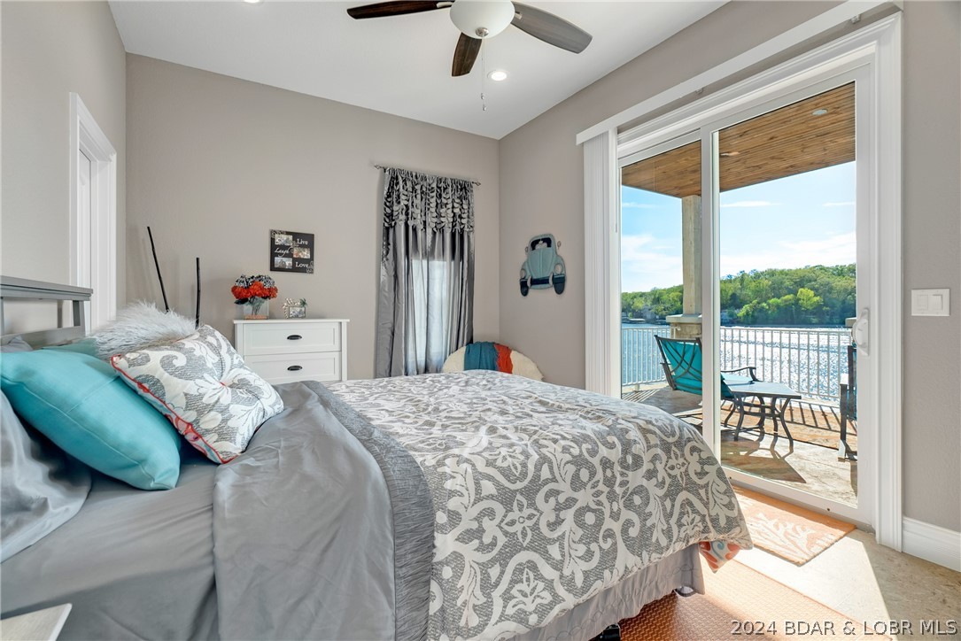 Rocky Mount, Missouri 65072, United States, 6 Bedrooms Bedrooms, ,6 BathroomsBathrooms,Residential,Pending,59836