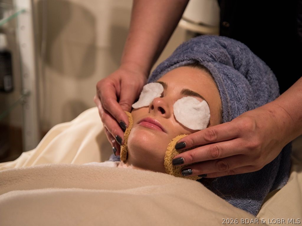 Tan-Tar-A Estates - Residential