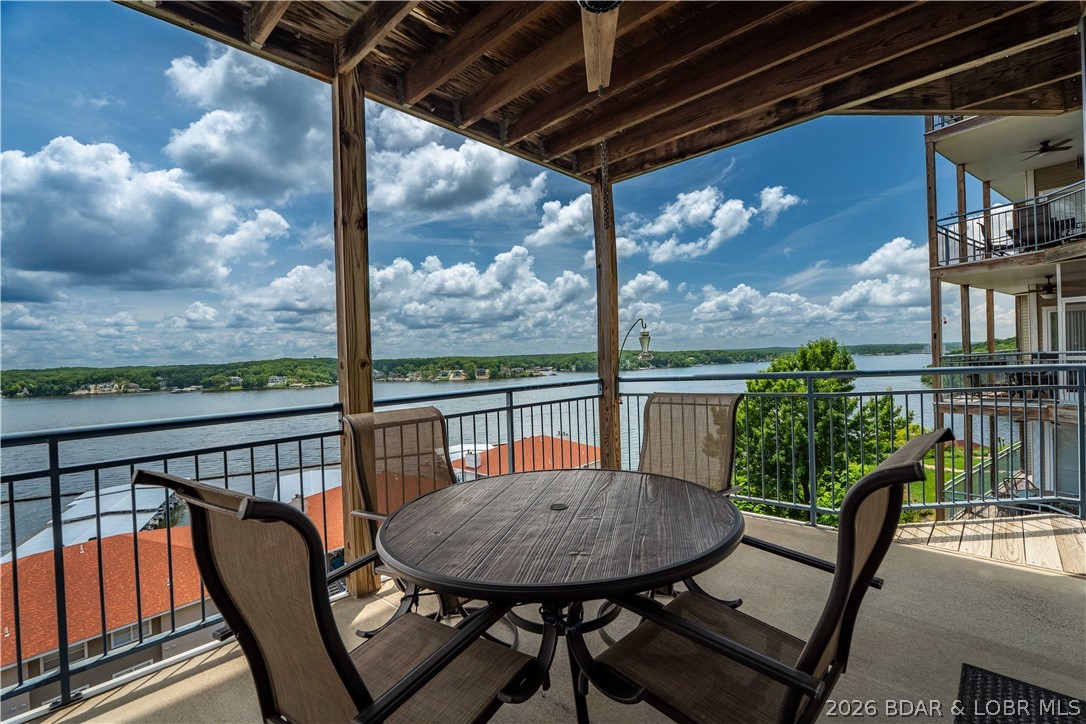 Palisades Condominium - Residential