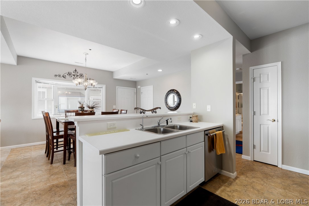Palisades Condominium - Residential