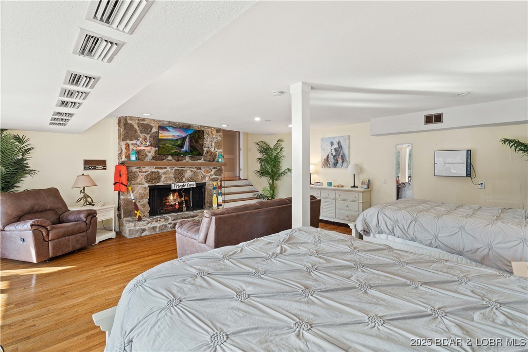 Tan-Tar-A Estates - Residential