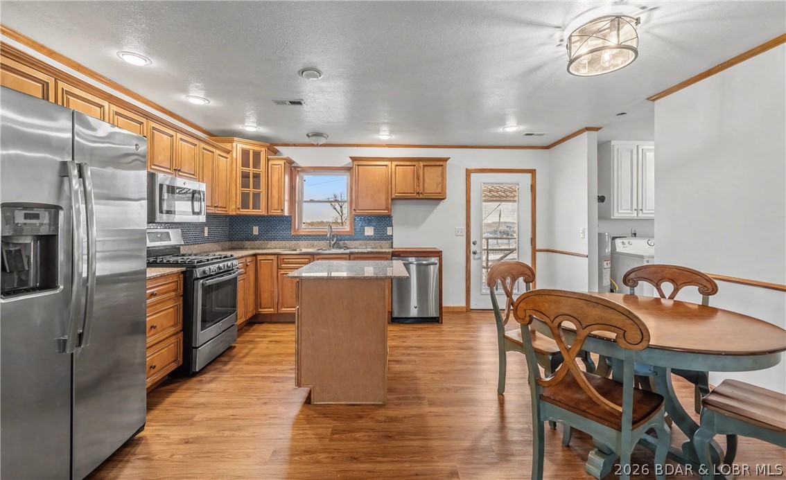 Johnsons Bay - Residential