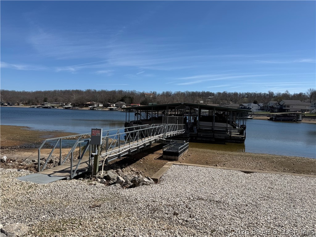 Johnsons Bay - Residential