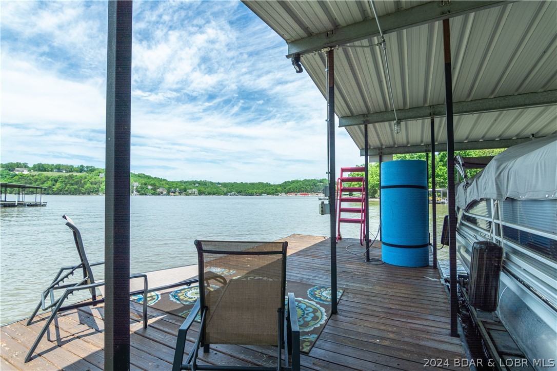 Camdenton, Missouri 65020, United States, 2 Bedrooms Bedrooms, ,2 BathroomsBathrooms,Residential,Contingent,53715