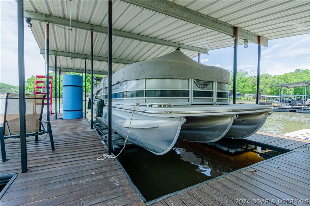 Camdenton, Missouri 65020, United States, 2 Bedrooms Bedrooms, ,2 BathroomsBathrooms,Residential,Contingent,53715