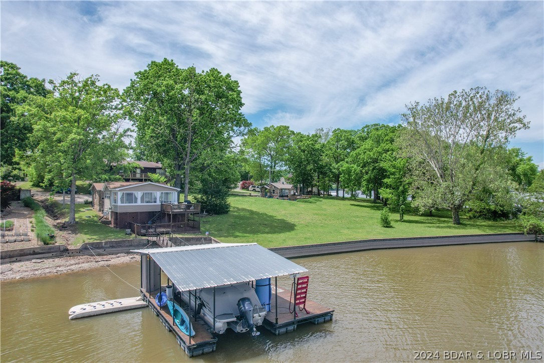 Camdenton, Missouri 65020, United States, 2 Bedrooms Bedrooms, ,2 BathroomsBathrooms,Residential,Contingent,53715