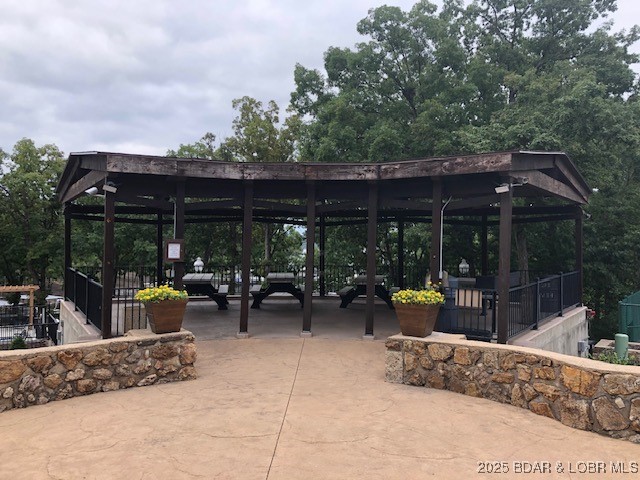 Four Seasons Racqt-Cntry Club - Residential