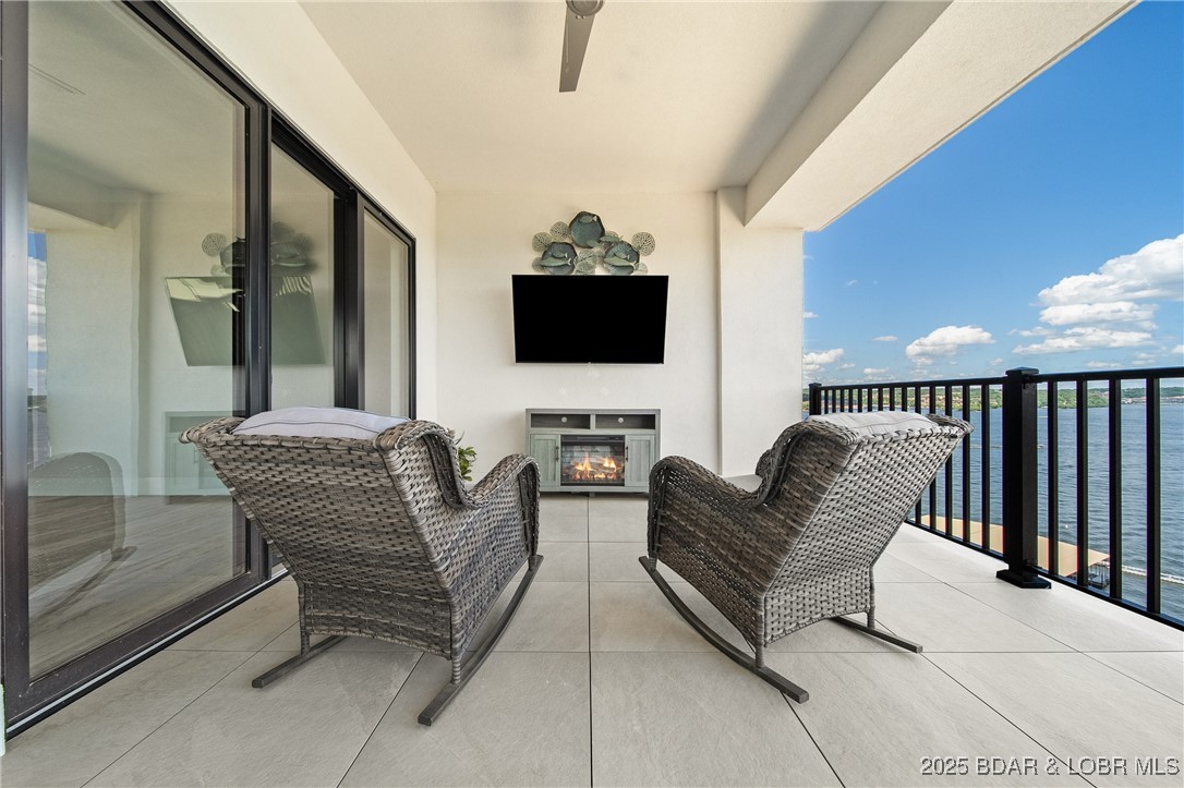 Sunrise Beach, Missouri 65079, United States, 4 Bedrooms Bedrooms, ,5 BathroomsBathrooms,Residential,Active,164626