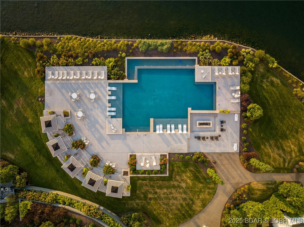 Sunrise Beach, Missouri 65079, United States, 4 Bedrooms Bedrooms, ,5 BathroomsBathrooms,Residential,Active,164626