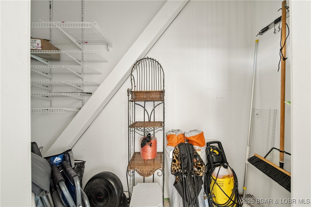 Sunrise Beach, Missouri 65079, United States, 4 Bedrooms Bedrooms, ,5 BathroomsBathrooms,Residential,Active,164626