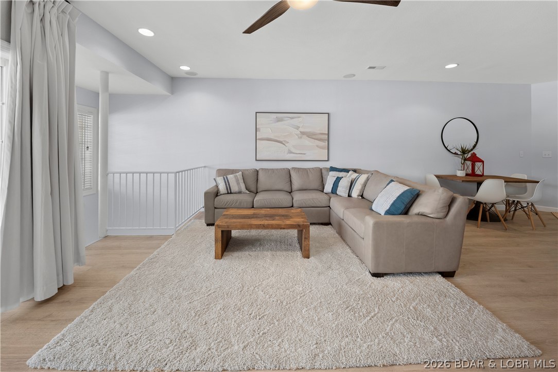 Lighthouse Pointe Condominium - Residential