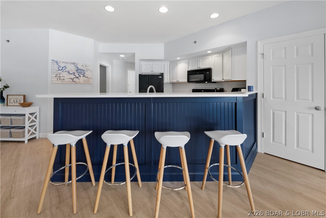 Lighthouse Pointe Condominium - Residential