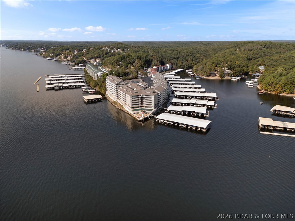 Lighthouse Pointe Condominium - Residential