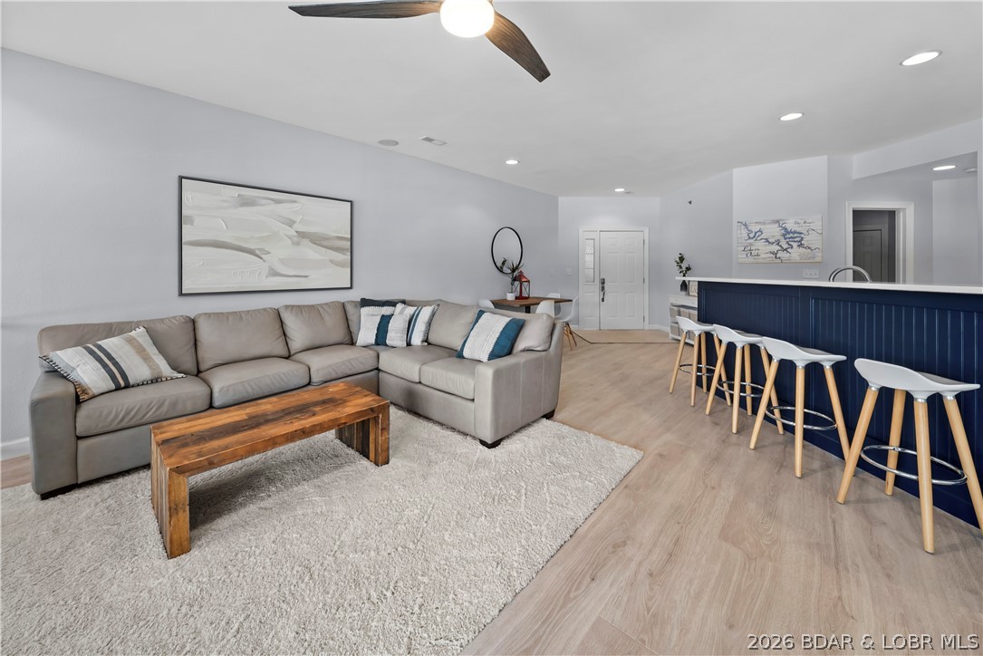 Lighthouse Pointe Condominium - Residential