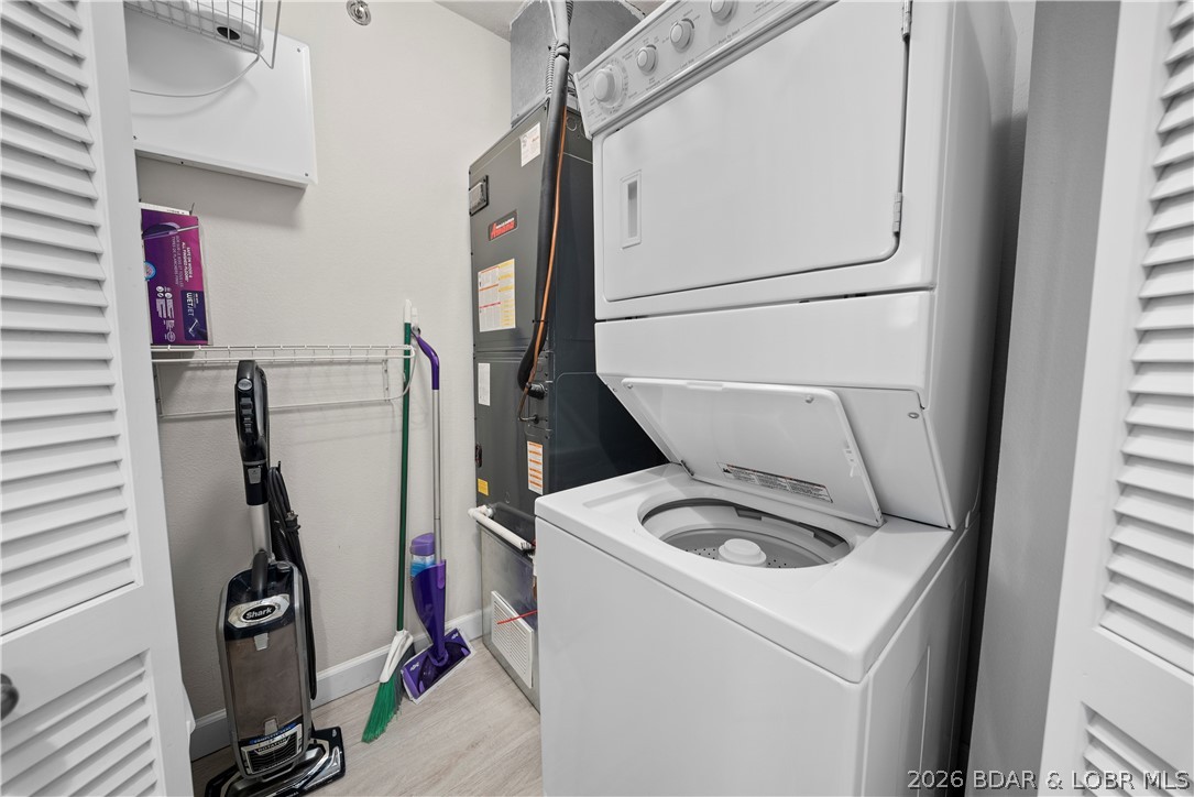 Lighthouse Pointe Condominium - Residential