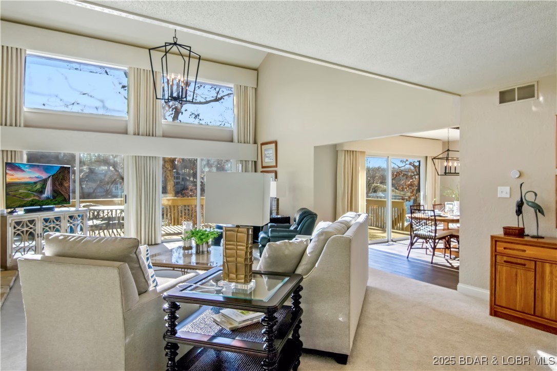 Four Seasons, Missouri 65049, United States, 4 Bedrooms Bedrooms, ,4 BathroomsBathrooms,Residential,Contingent,83768