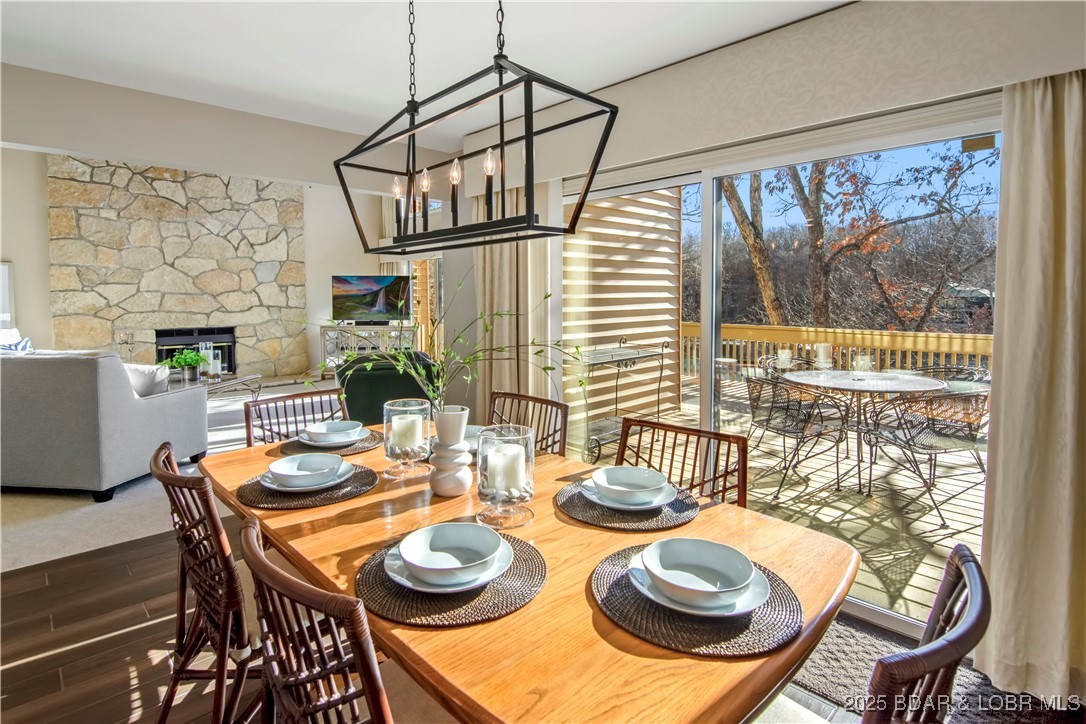 Four Seasons, Missouri 65049, United States, 4 Bedrooms Bedrooms, ,4 BathroomsBathrooms,Residential,Contingent,83768