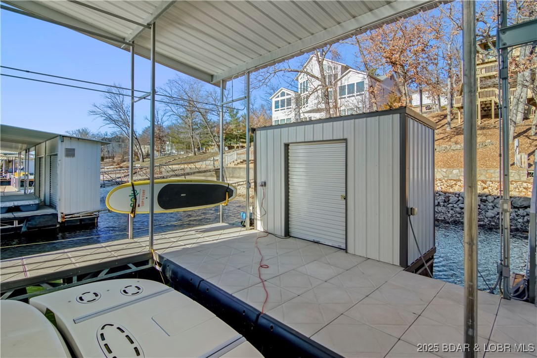 Four Seasons, Missouri 65049, United States, 4 Bedrooms Bedrooms, ,4 BathroomsBathrooms,Residential,Contingent,83768