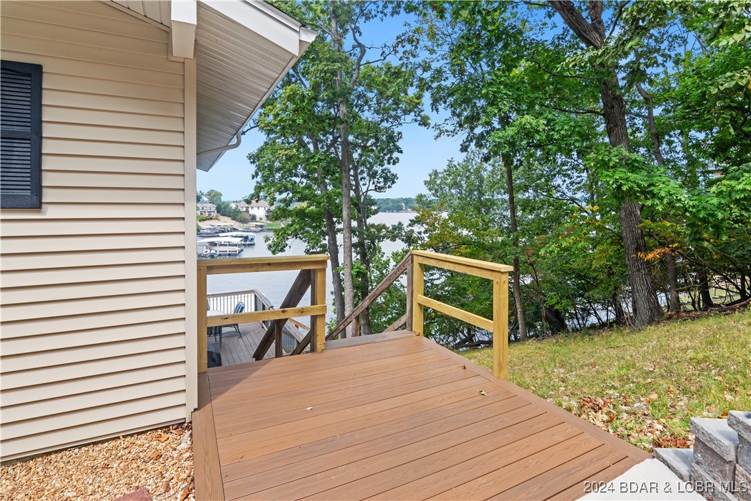 Lake Ozark, Missouri 65049, United States, 3 Bedrooms Bedrooms, ,2 BathroomsBathrooms,Residential,Contingent,43744