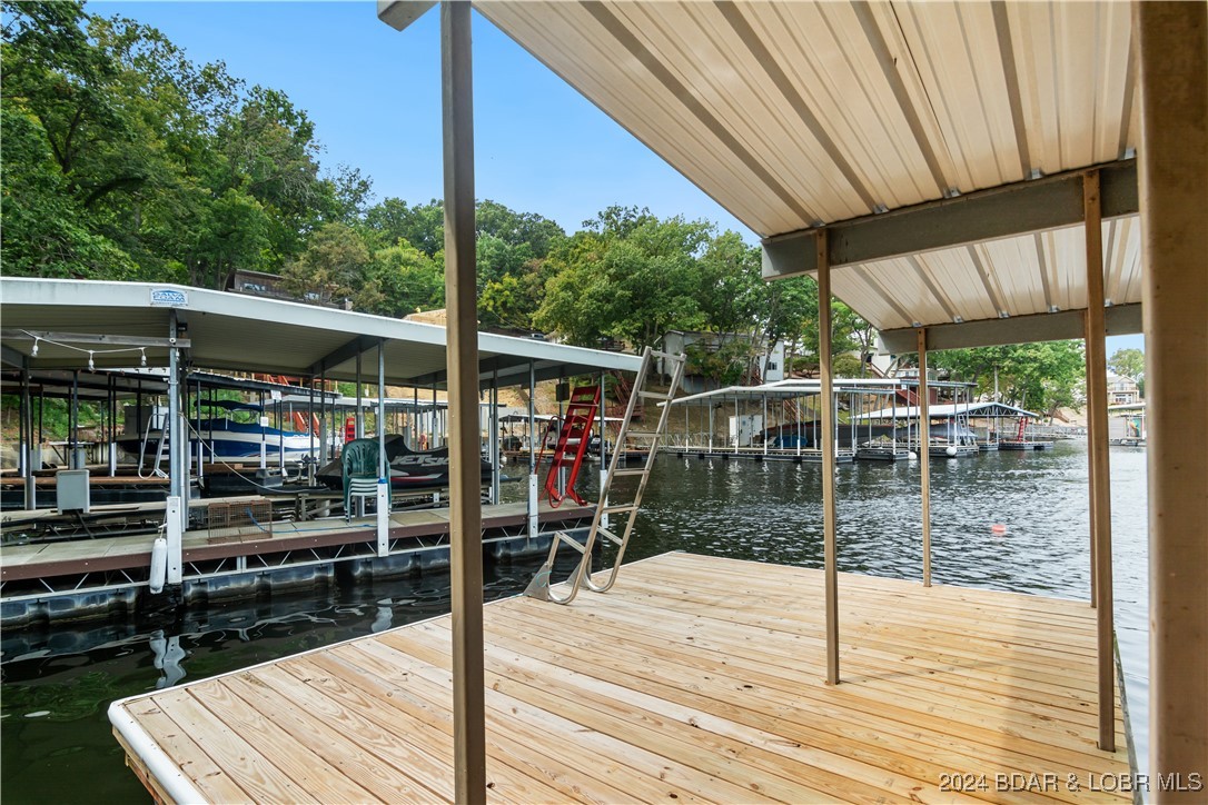 Lake Ozark, Missouri 65049, United States, 3 Bedrooms Bedrooms, ,2 BathroomsBathrooms,Residential,Contingent,43744