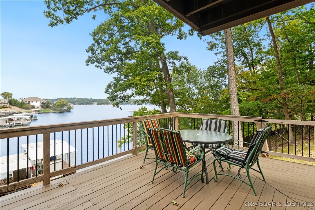 Lake Ozark, Missouri 65049, United States, 3 Bedrooms Bedrooms, ,2 BathroomsBathrooms,Residential,Contingent,43744