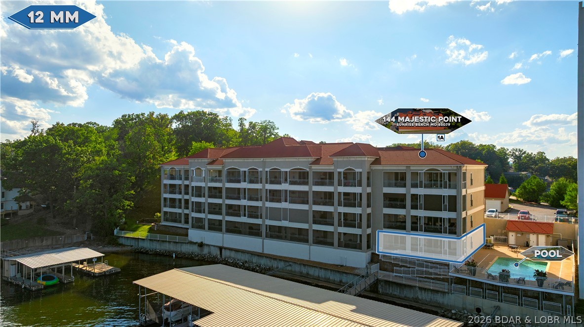 Majestic Pointe Condominium - Residential