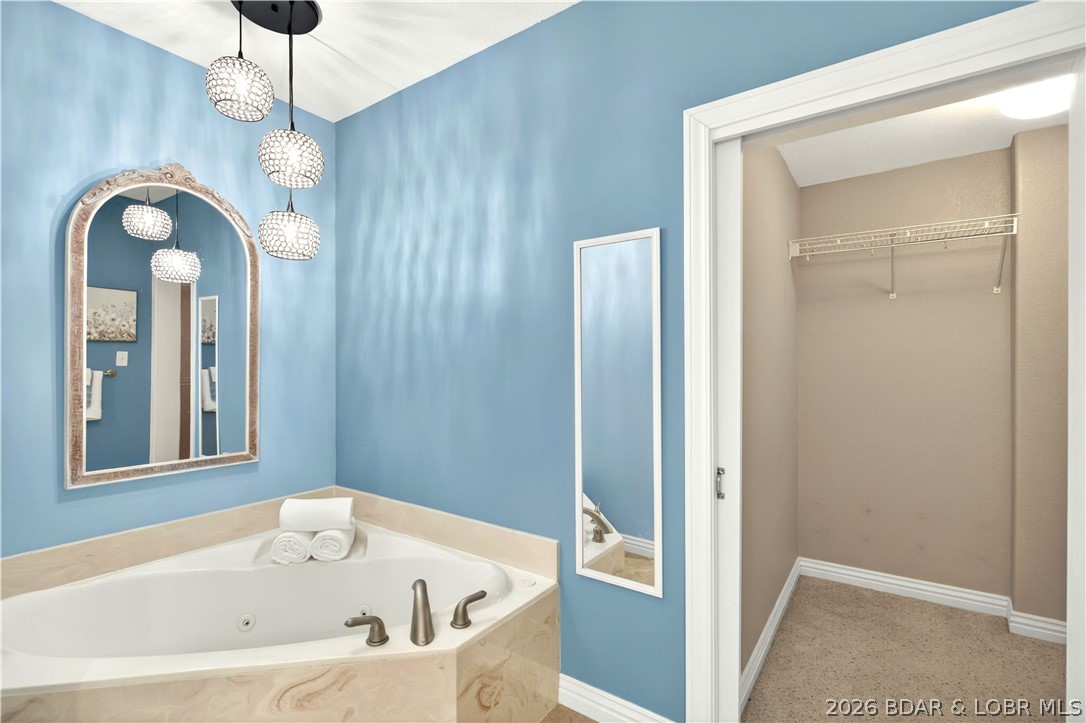 Majestic Pointe Condominium - Residential