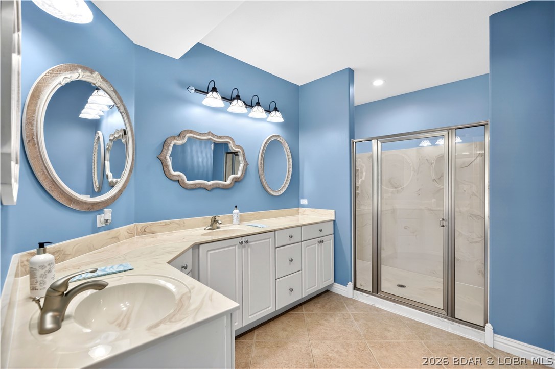 Majestic Pointe Condominium - Residential