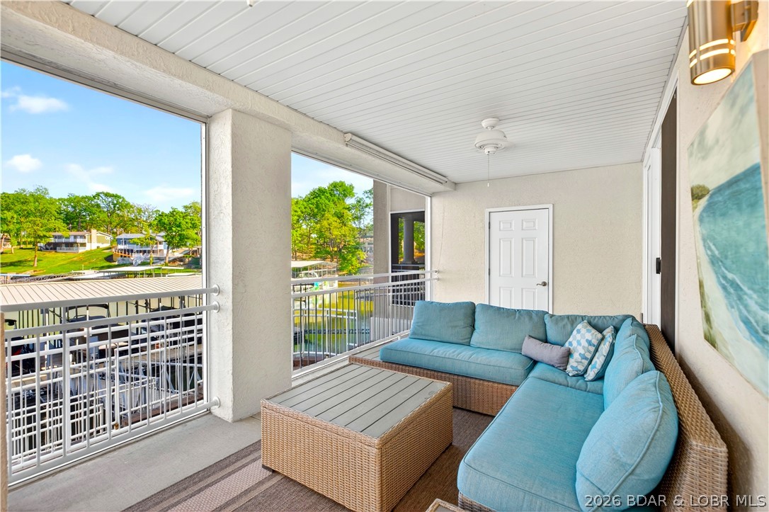 Majestic Pointe Condominium - Residential