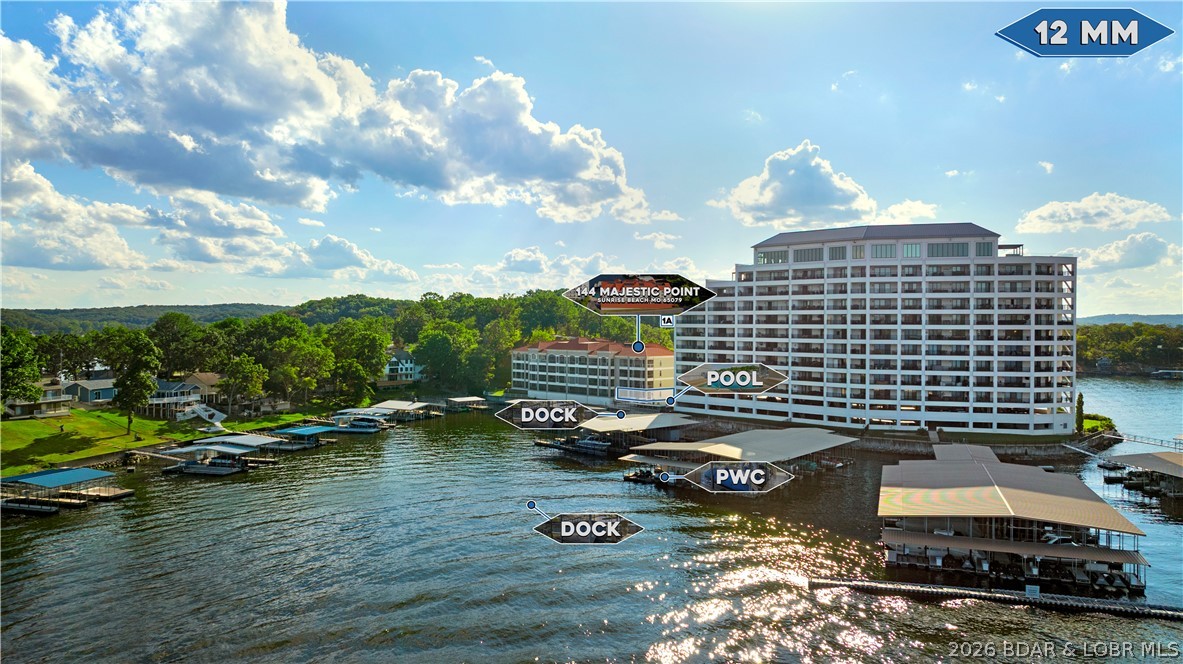 Majestic Pointe Condominium - Residential